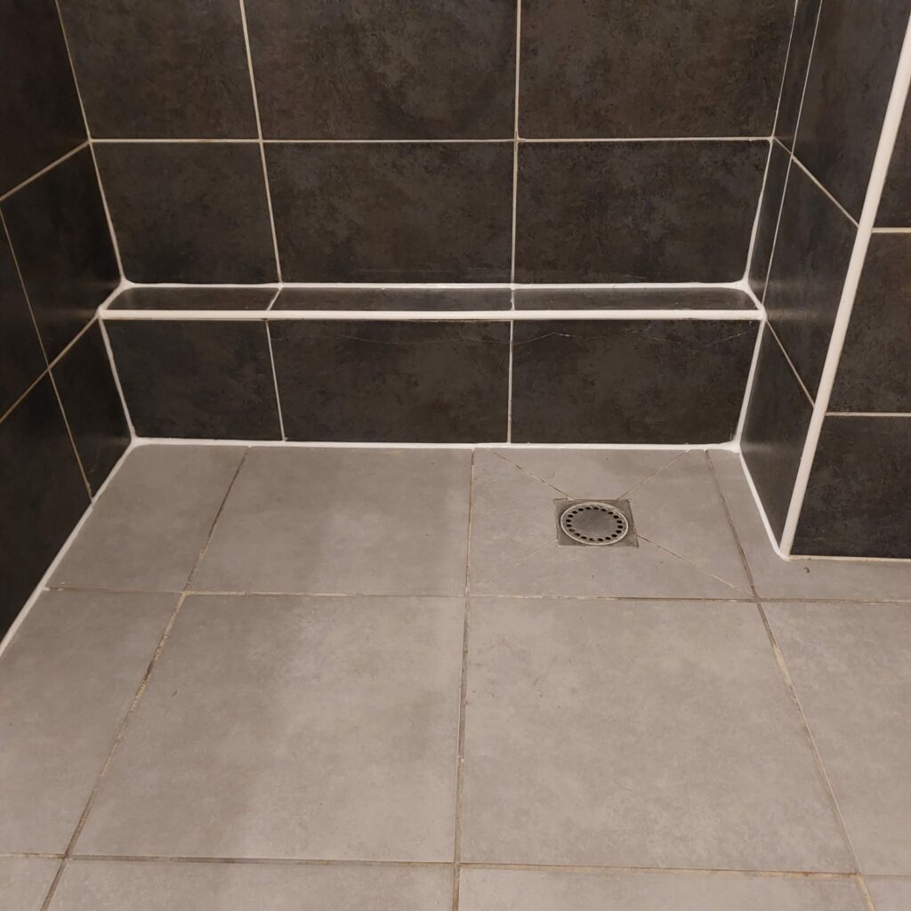 Douche après travaux de nettoyage